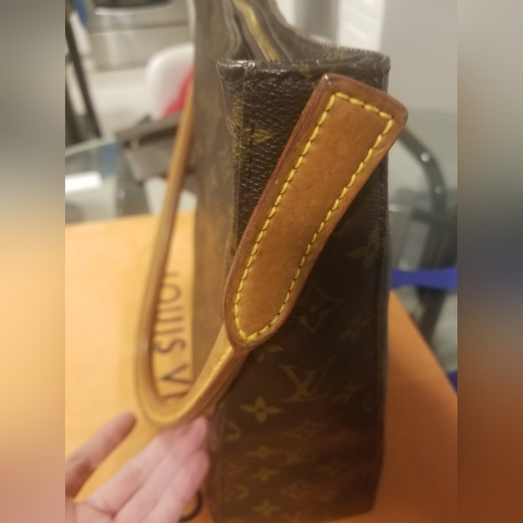 ❌‼️SOLD‼️❌ - 💯Authentic LV Looping GM - Vintage Mono - Picture 5 of 13